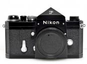 F������٥�  ��