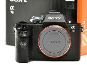 ��7II ILC-7M2 �ܥǥ�