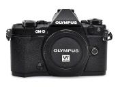 OM-D E-M5 Mark II �ܥǥ� 