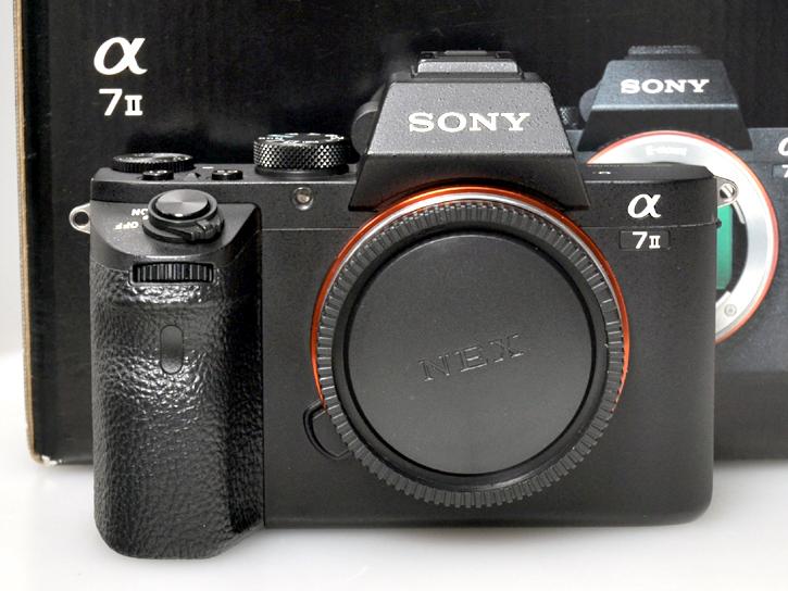 ��7 II ILCE-7M2 �{�f�B