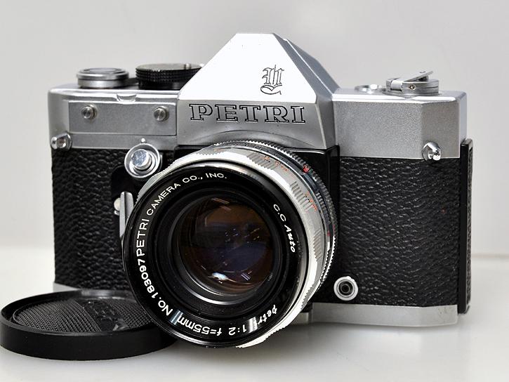 PETRI V6 55mm F2�t