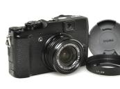 FUJIFILM  X10